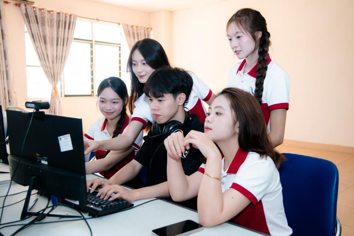 Thông báo về việc tổ chức học chuyên ngành và học Giáo dục quốc phòng – an ninh đối với sinh viên K67 năm học 2026–2027