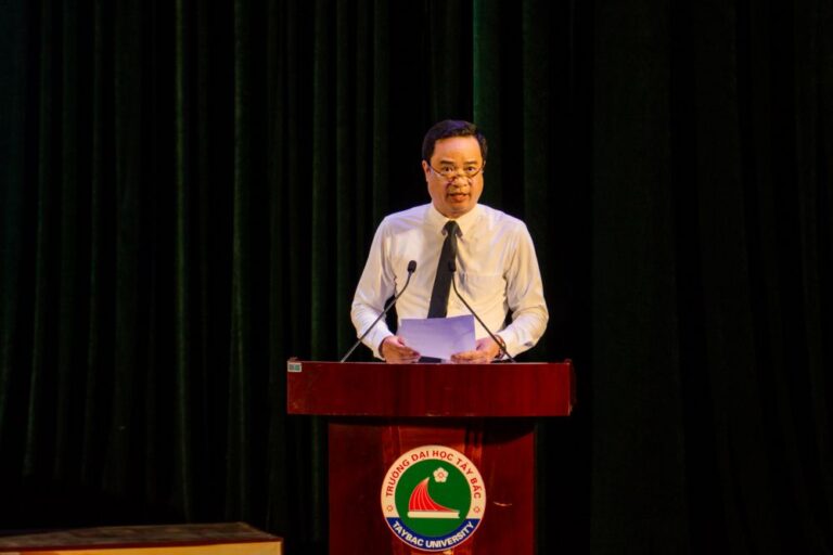 Trường Đại học Tây Bắc tổ chức Lễ Bế giảng và Trao bằng cử nhân cho khóa học 2022–2026