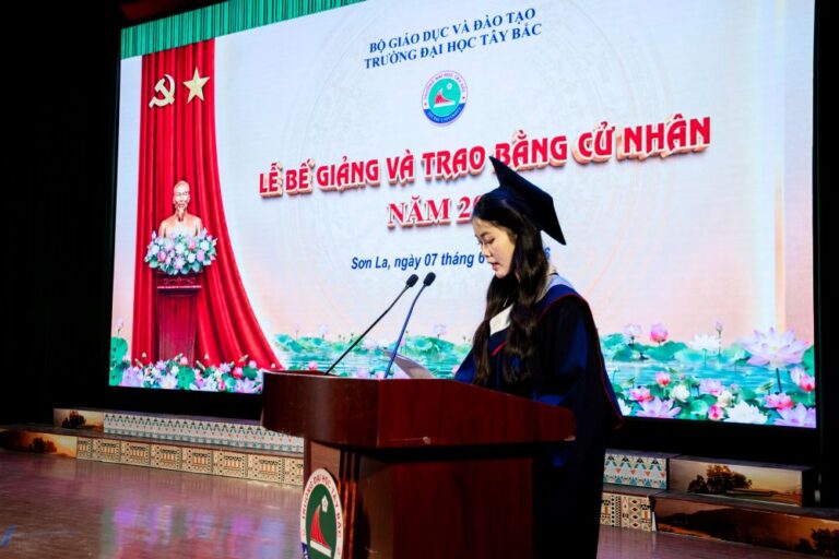Trường Đại học Tây Bắc tổ chức Lễ bế giảng và trao bằng Cử nhân đợt 1, năm học 2025–2026