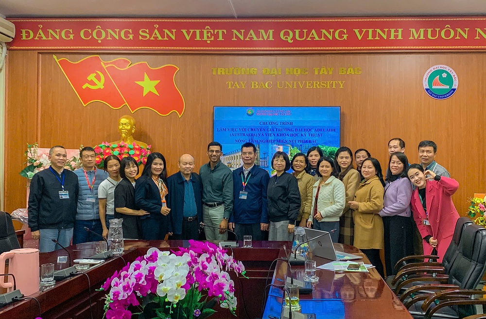 Trường Đại học Tây Bắc đón tiếp và làm việc với đoàn Chuyên gia Trường Đại học Adelaide (Australia) và viện Khoa học kỹ thuật nông lâm miền núi phía bắc