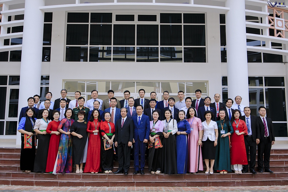 Đồng chí Nguyễn Kim Sơn,  Bộ trưởng Bộ Giáo dục và Đào tạo đến thăm và làm việc tại Trường Đại học Tây bắc