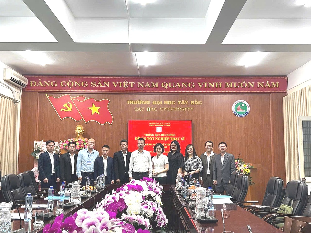 Trường Đại học Tây Bắc tổ chức Hội đồng đánh giá tên đề tài và thông qua đề cương đề án tốt nghiệp Thạc sĩ khóa 13 – Chuyên ngành Ngôn ngữ Việt Nam