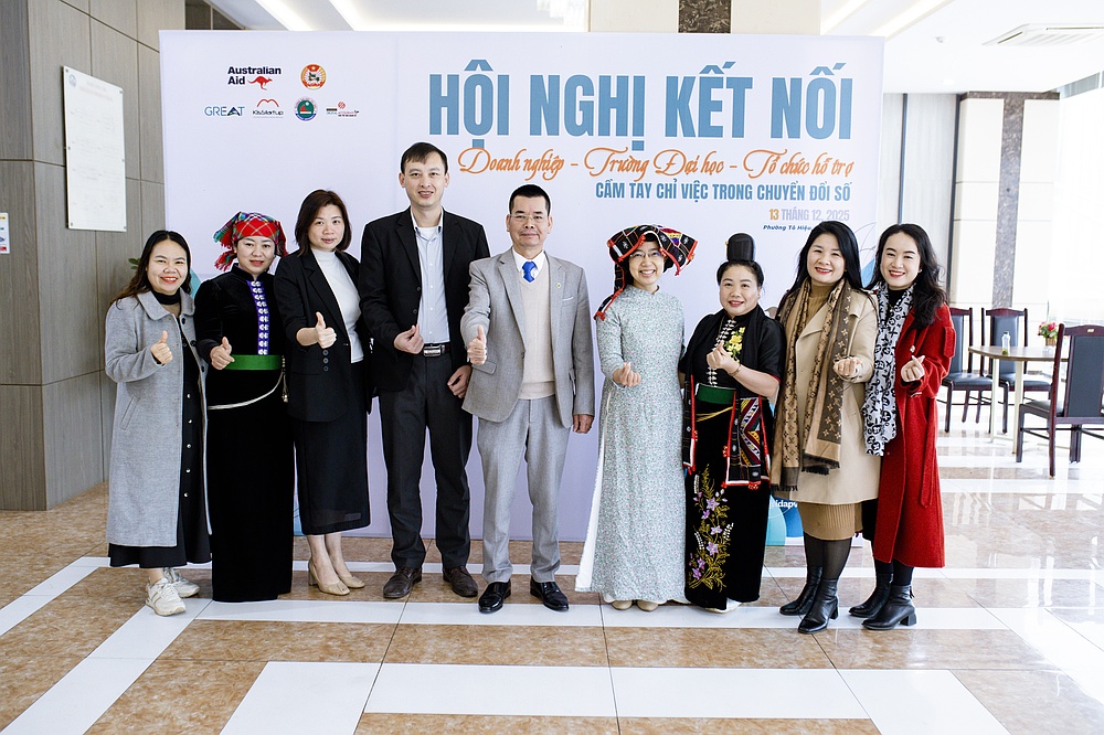 Hội nghị kết nối doanh nghiệp – Trường Đại học – Tổ chức hỗ trợ: Cầm tay chỉ việc trong Chuyển đổi số tại Sơn La