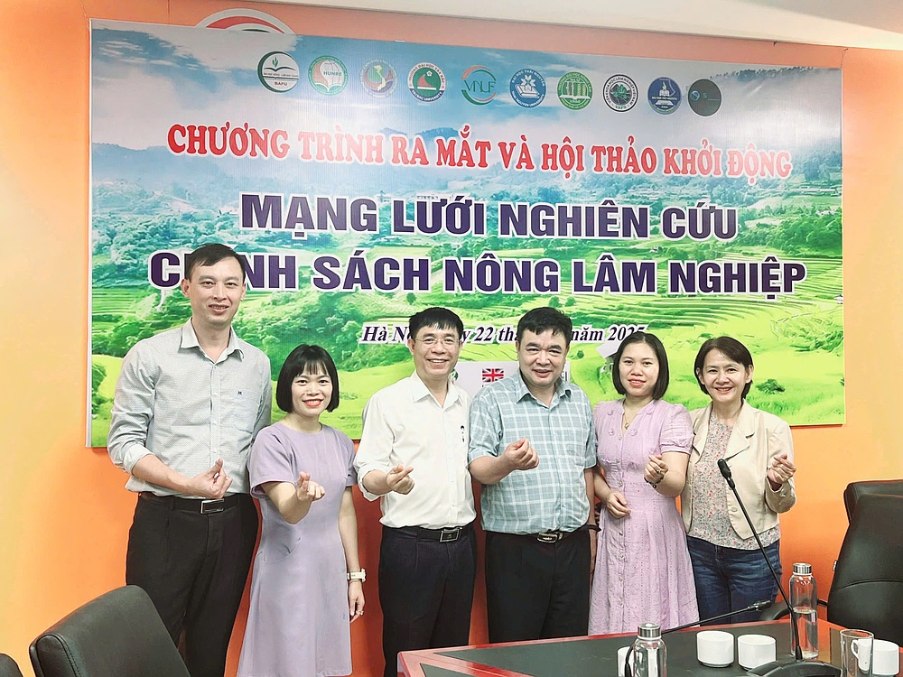 Chương trình ra mắt và hội thảo khởi động mạng lưới nghiên cứu chính sách Nông lâm nghiệp