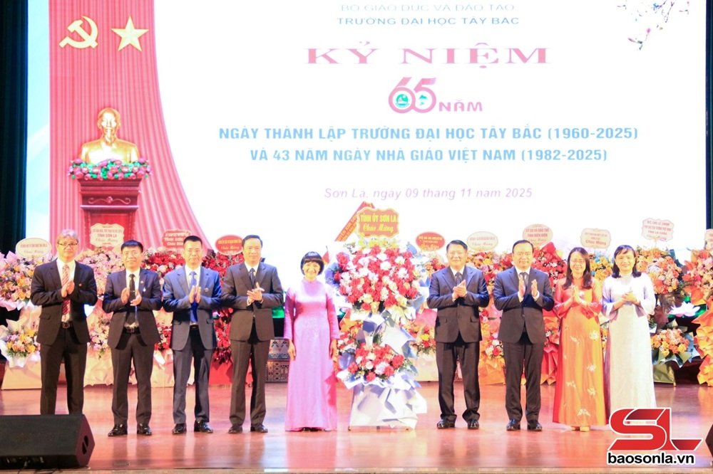 Kỷ niệm 65 năm Ngày thành lập Trường Đại học Tây Bắc